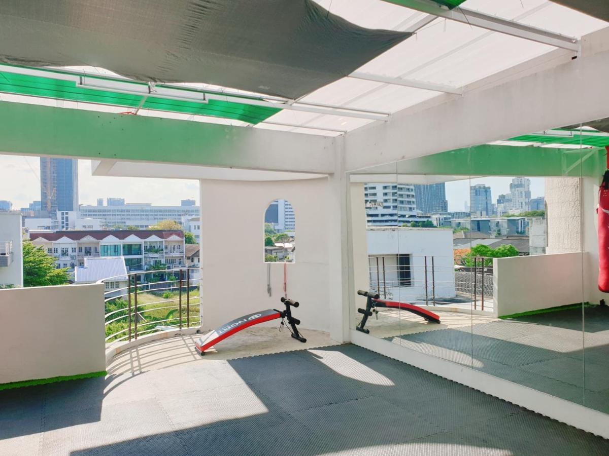 Kru Nat'S Bed & Breakfast W/ Private Rooms & Gym Bangkok Ngoại thất bức ảnh