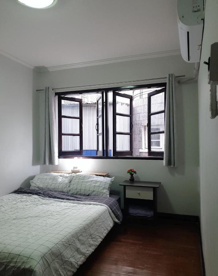 Kru Nat'S Bed & Breakfast W/ Private Rooms & Gym Bangkok Ngoại thất bức ảnh